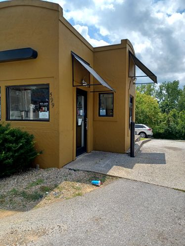 Chicken Koup: 599 E Main St, Frankfort, KY 40601